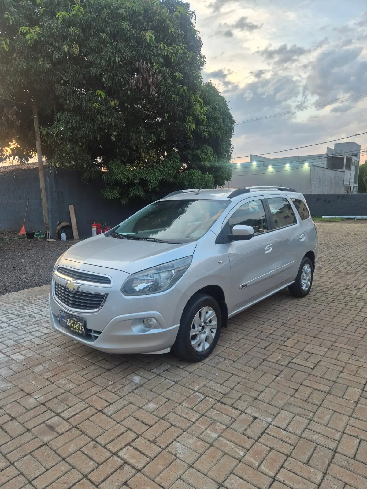 Chevrolet SPIN 1.8 LTZ 2013